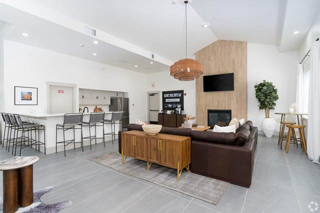 Studio apartment at Regency Park Apartments in Richland, WA